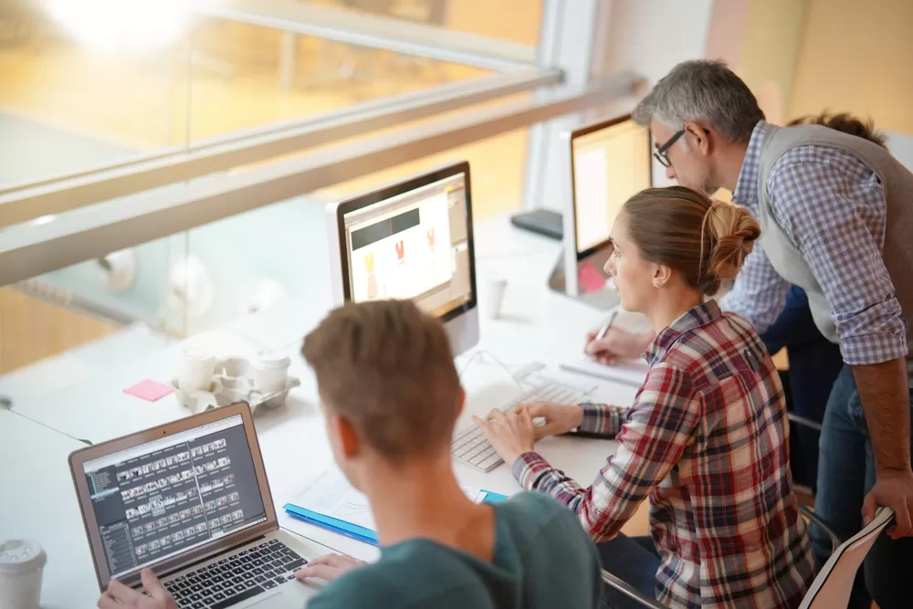 uygulamalı grafik tasarım eğitimi