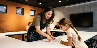 Hafta Sonu Çocuk Resim Kursu: Yaratıcılığı Besleyen Modern Bir Eğitim Yatırımı